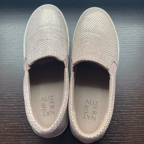 Naturalizer Marianne Gold Champagne Leather Slip On Sneakers Loafers Flats - Picture 2 of 6